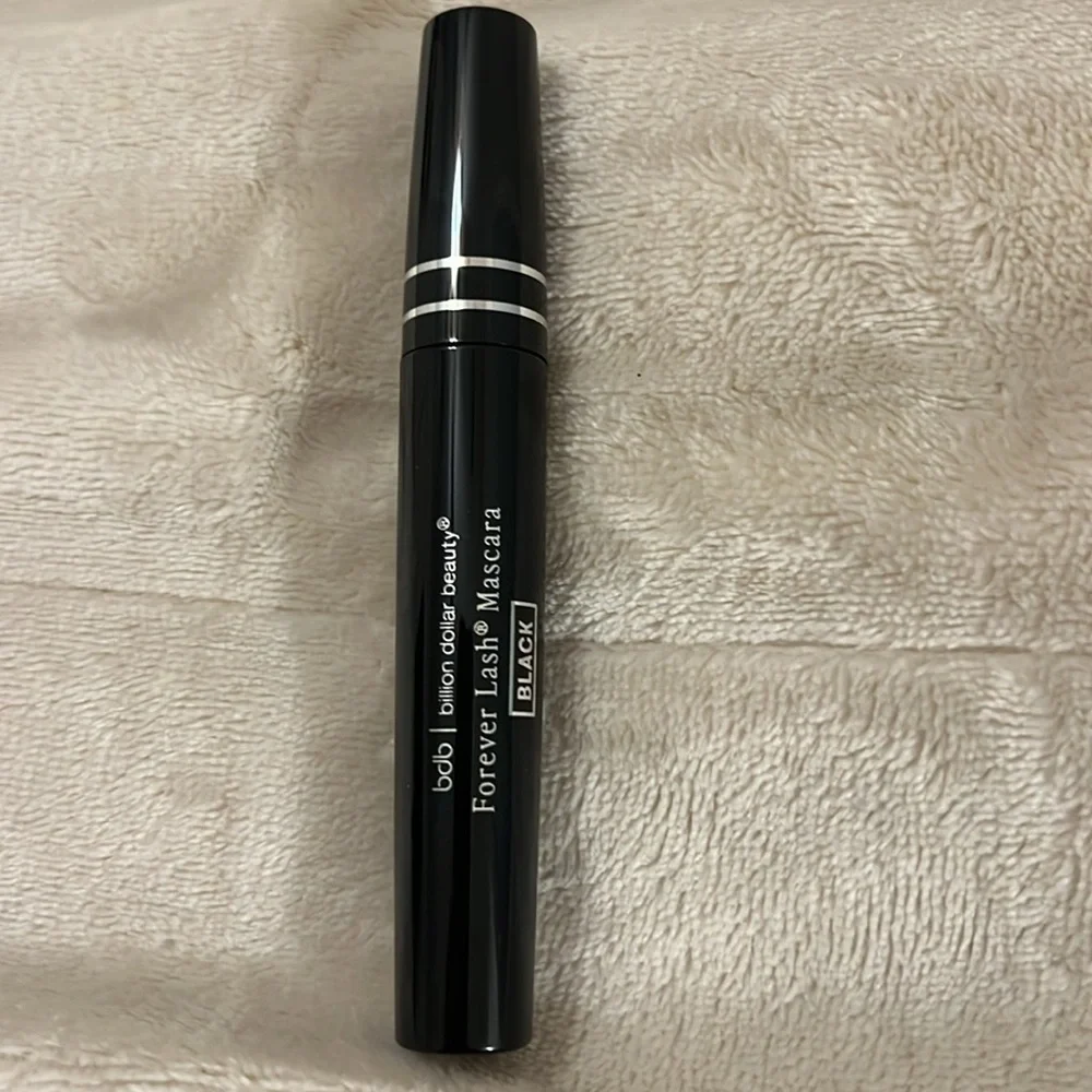 Billion Dollar Beauty 🌼 Forever Lash Mascara Black